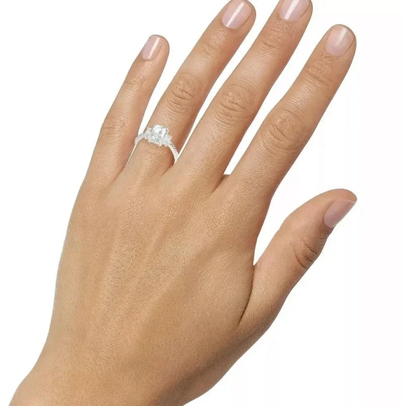 Charter Club Silver-Tone Crystal Triple-Stone Ring NWT 6,8,9,10,11 - Picture 9 of 9